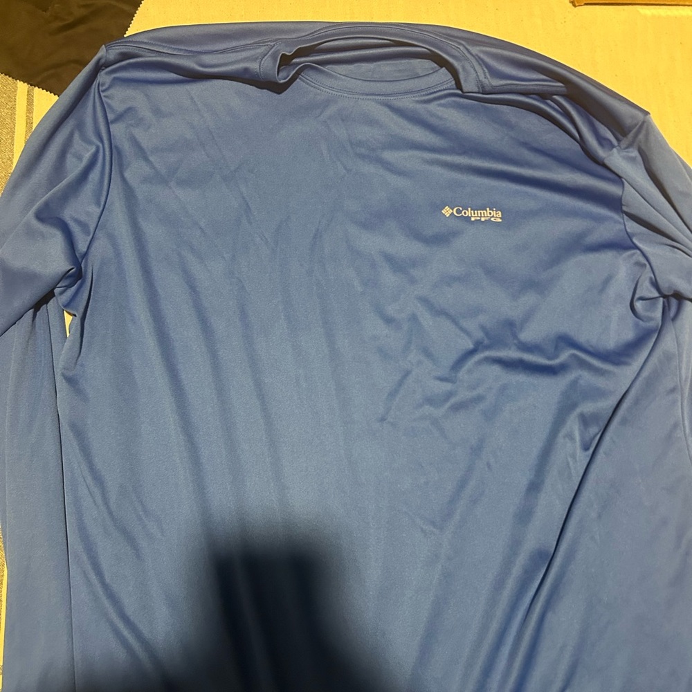 Columbia long sleeve PFG shirt